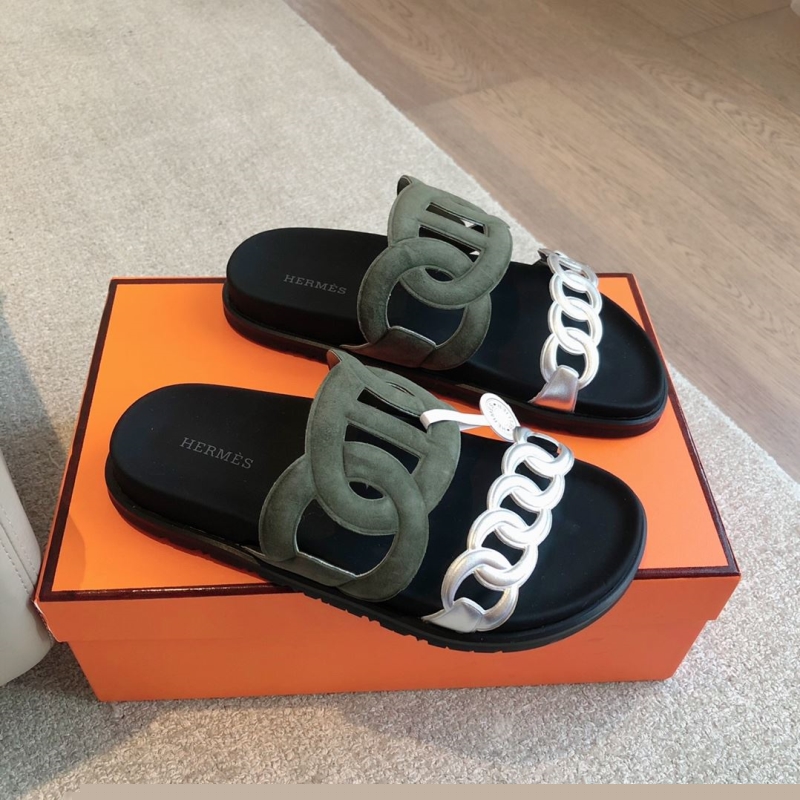 H**mes slippers